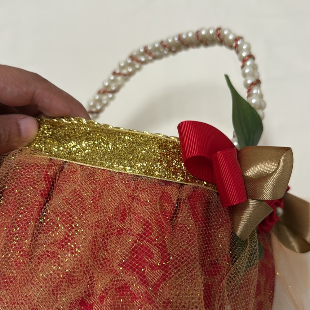 Handmade Elegant Gold and Red wedding decor basket for chocolate decor #687 - Picture 6 of 8